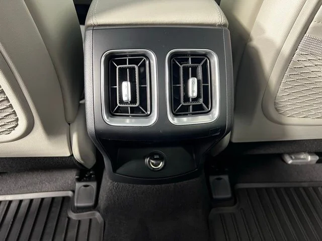 2026 Kia Sorento S - Photo 34