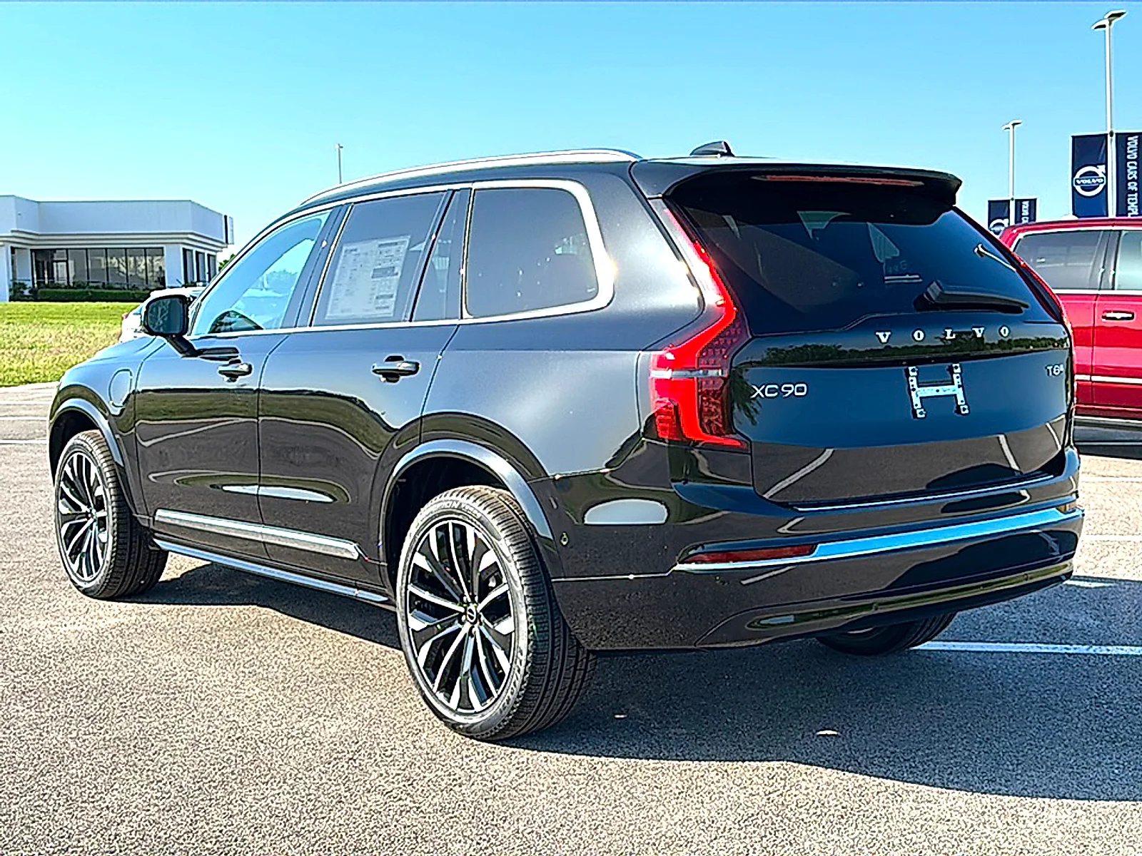 2025 Volvo XC90 Plus - Photo 6