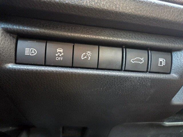 Used 2025 BLACK Toyota LE image 15
