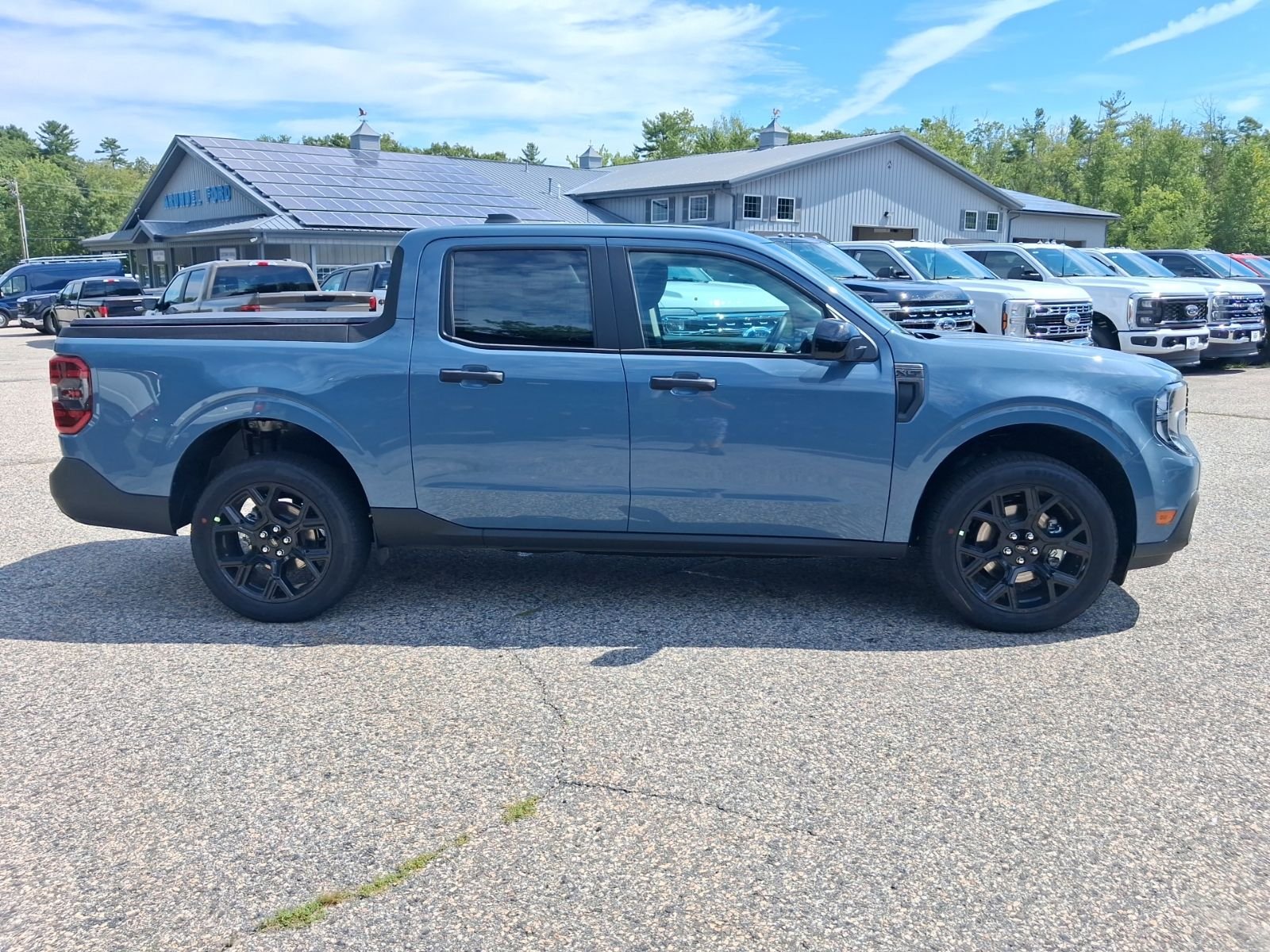 New 2026 Azure Gray Metallic Tri-Coat Ford XLT image 4