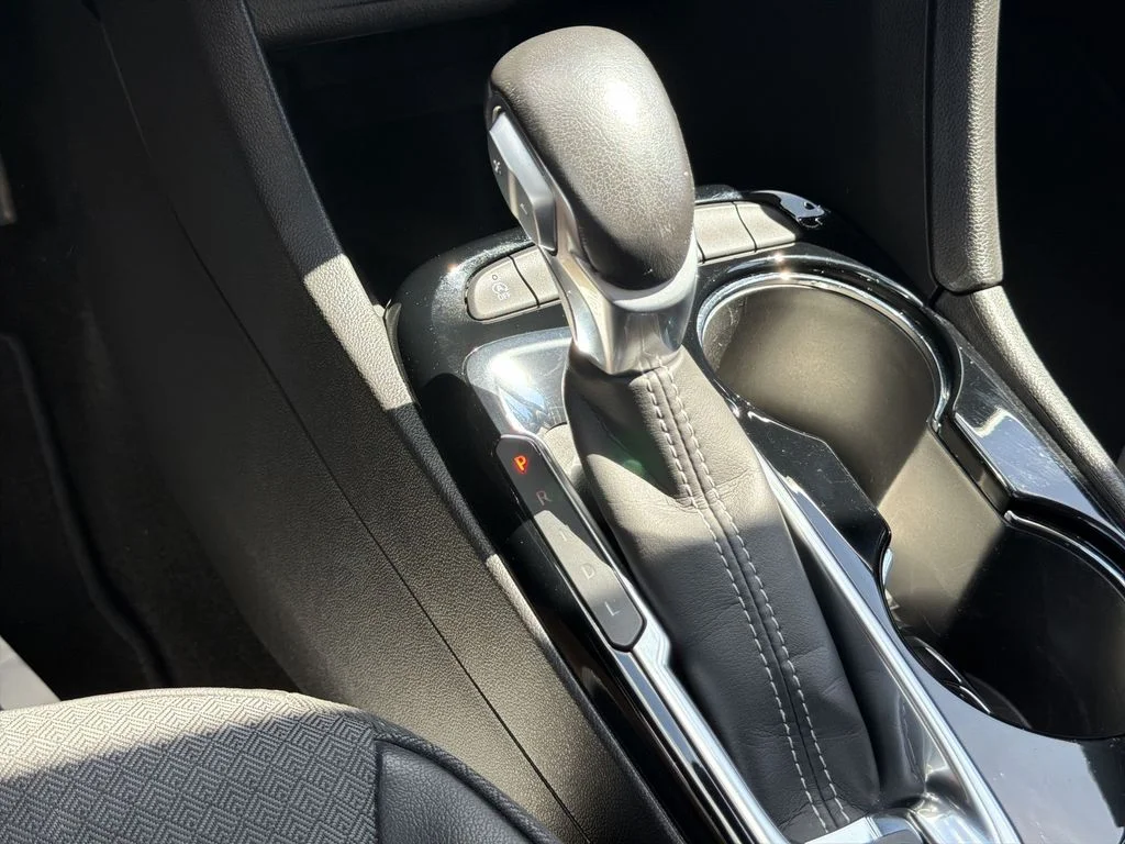 Used 2023 White Buick Preferred image 22