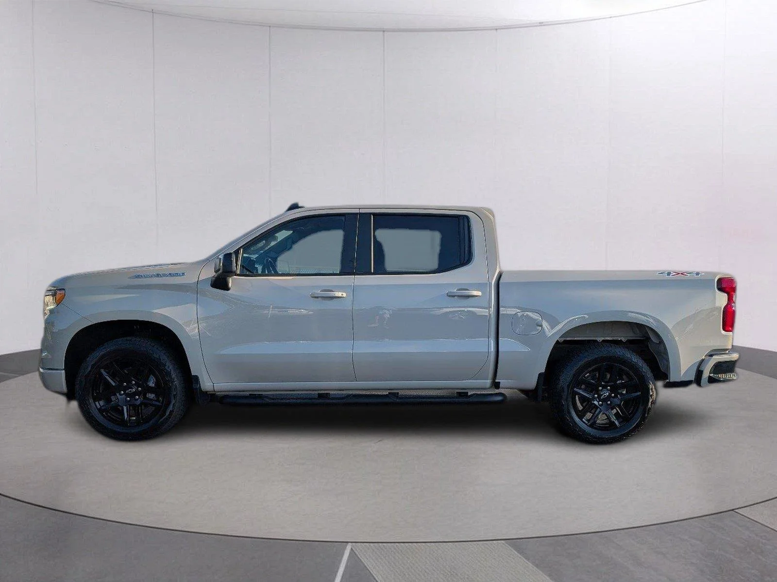 Used 2026 White Sands Chevrolet RST image 2