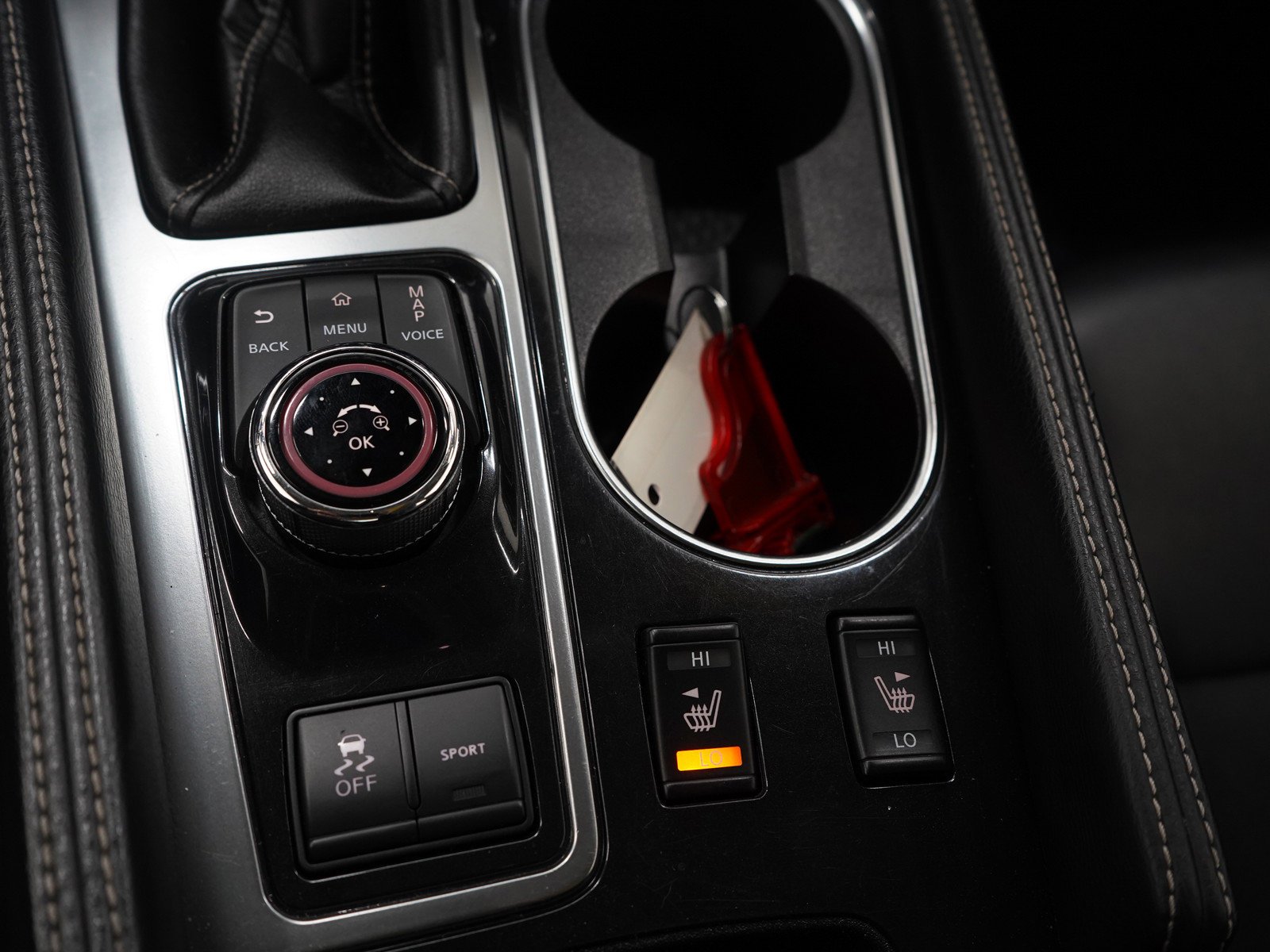 2022 Nissan Maxima SL - Photo 24