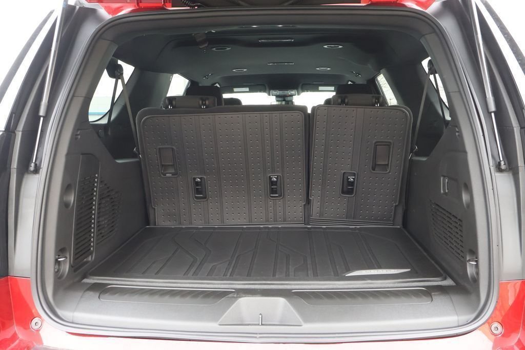 2026 Chevrolet Suburban LS - Photo 43
