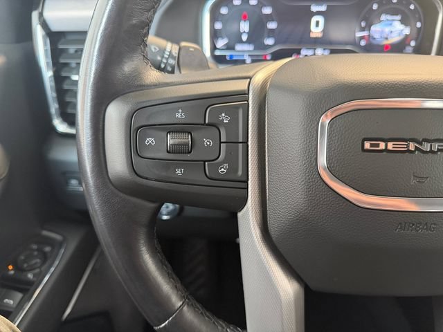 Used 2023 WHITE FROST TRICOAT GMC Denali image 23