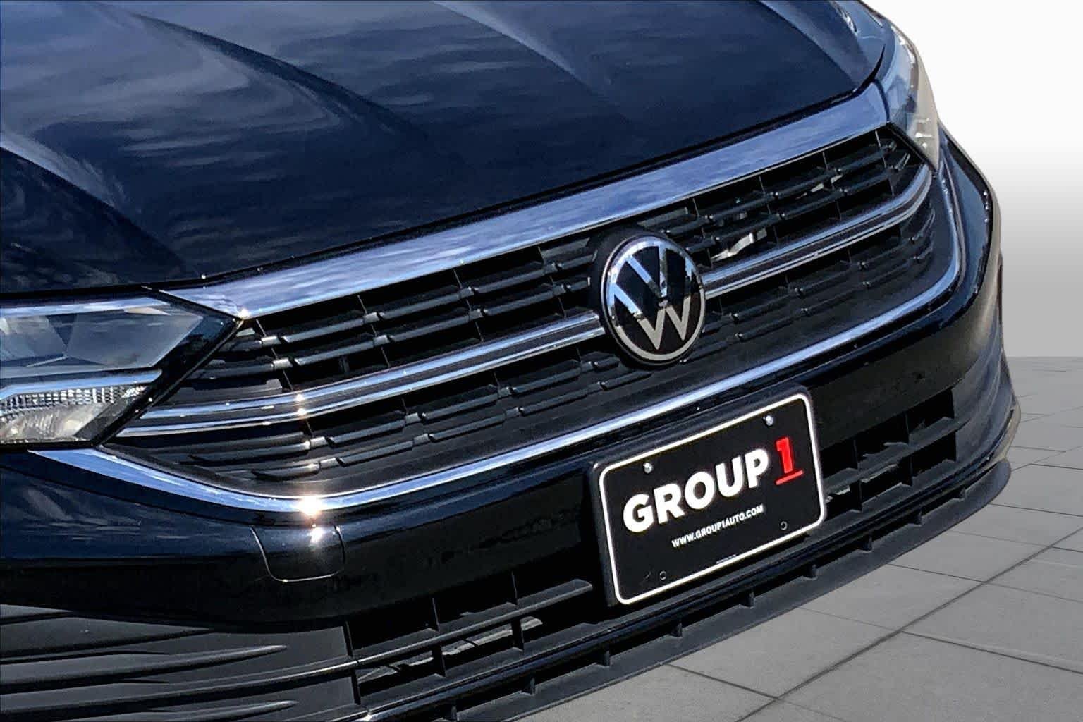 Certified Used 2024 Deep Black Pearl Volkswagen SE image 27