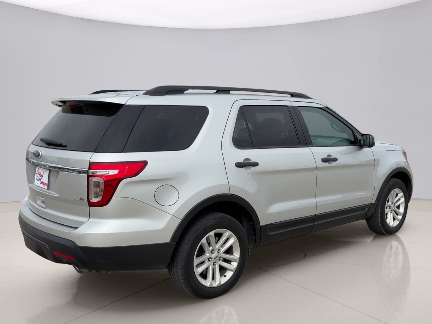 Used 2015 Silver Ford XLT image 5