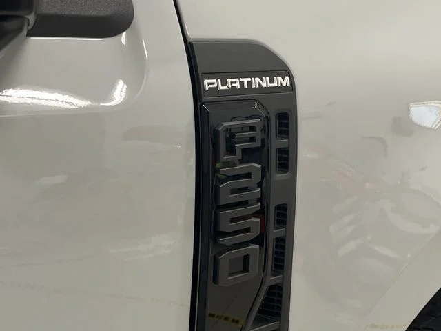New 2026 Avalanche Ford Platinum image 12