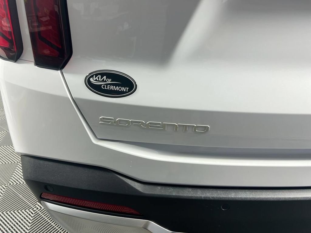New 2026 Glacial White Pearl Kia S image 5