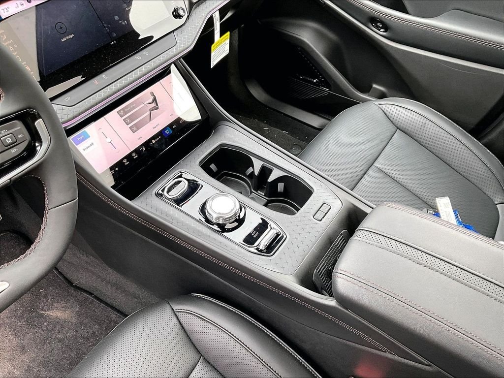 2025 Jeep Wagoneer S Limited - Photo 14