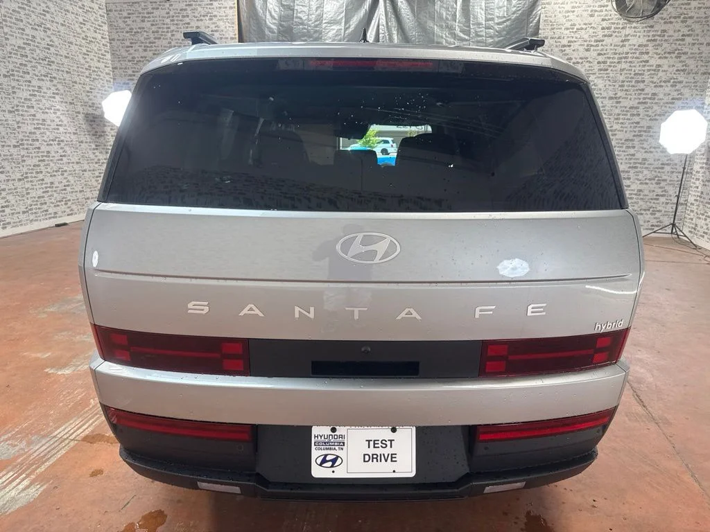 New 2027 Shimmering Silver Hyundai SEL image 6