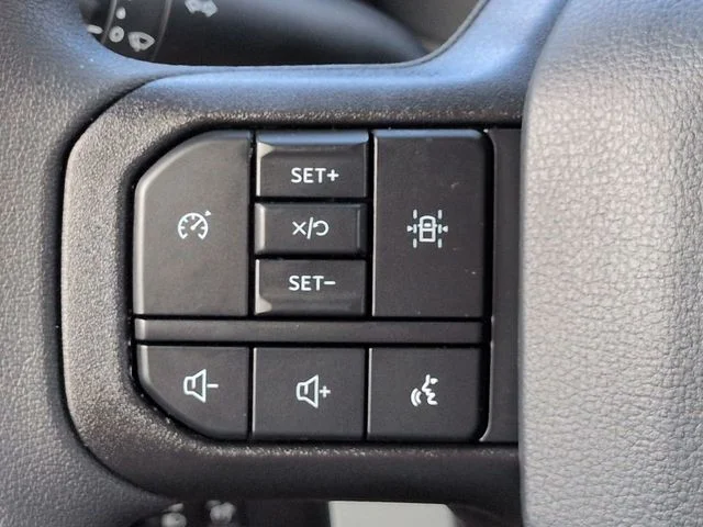 New 2026 Oxford White Ford F-550® XL image 21