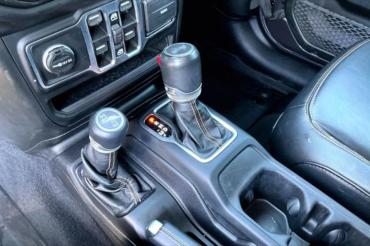 Used 2021 Silver Jeep Sahara High Altitude image 30