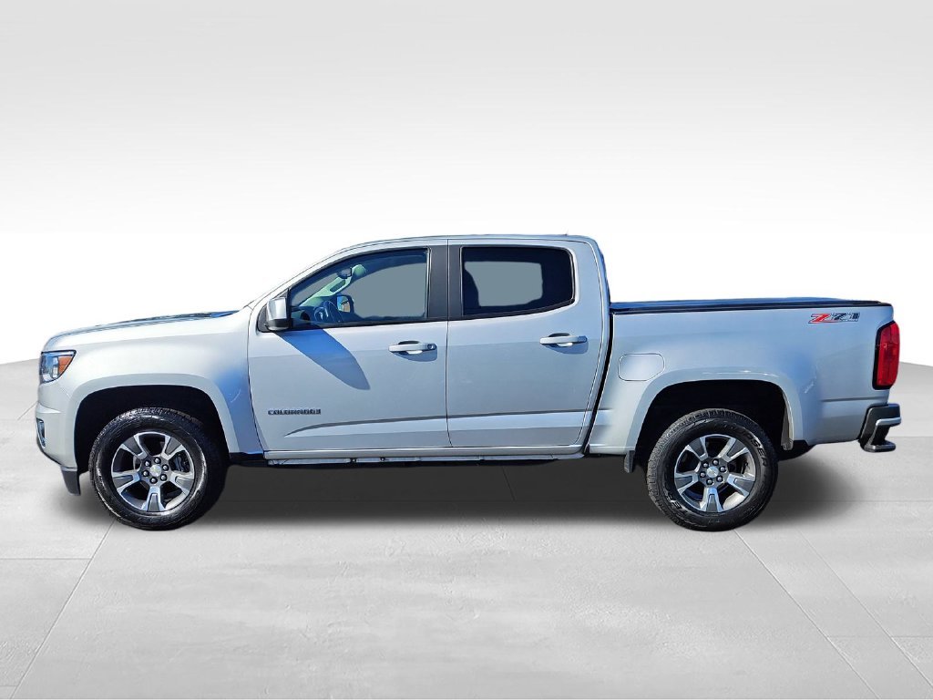 Used 2016 Silver Chevrolet Z71 image 2
