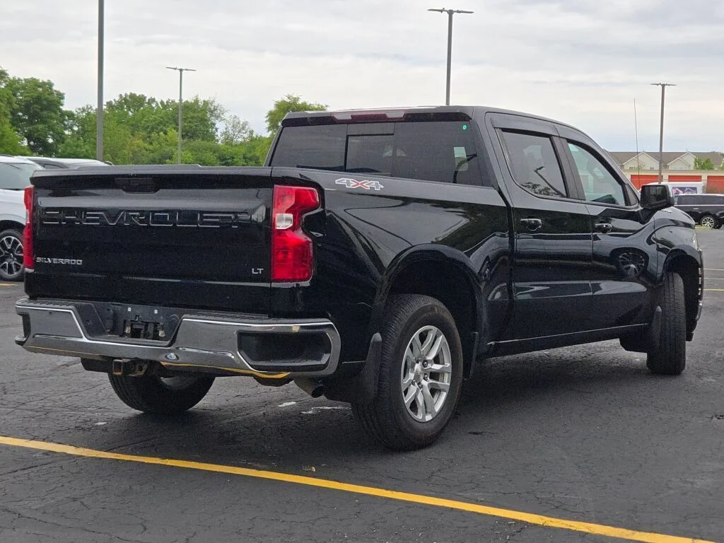 Used 2020 Black Chevrolet LT image 11