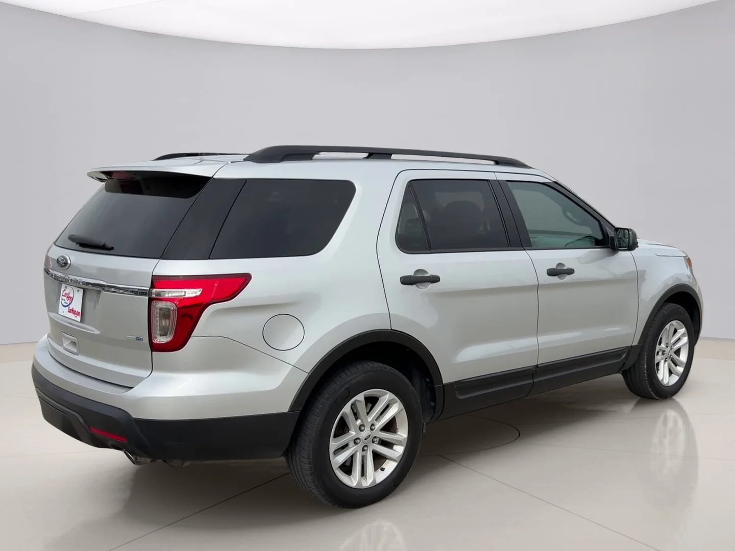 Used 2015 Silver Ford XLT image 5