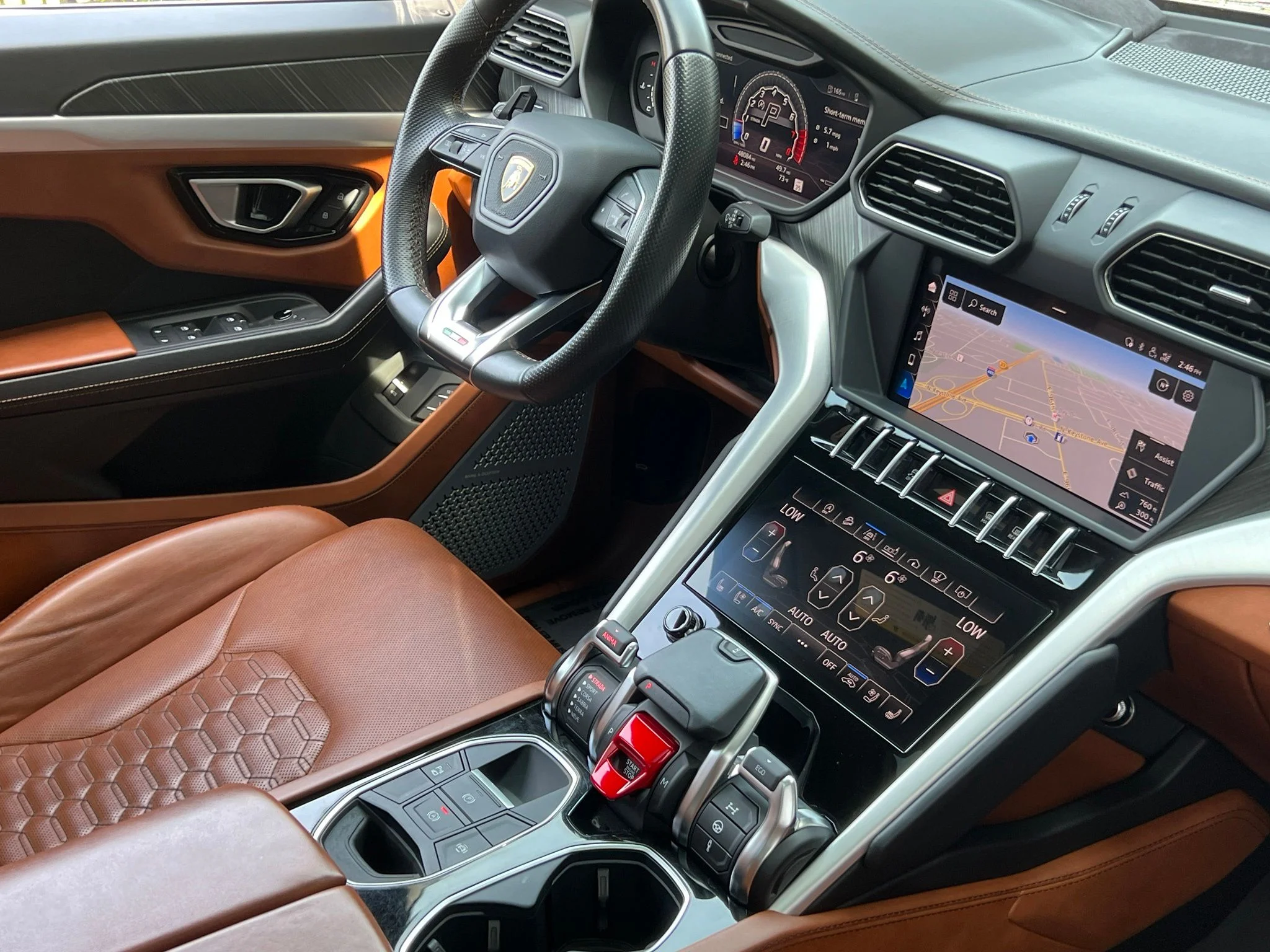 Used 2019 Blue Lamborghini Base image 13