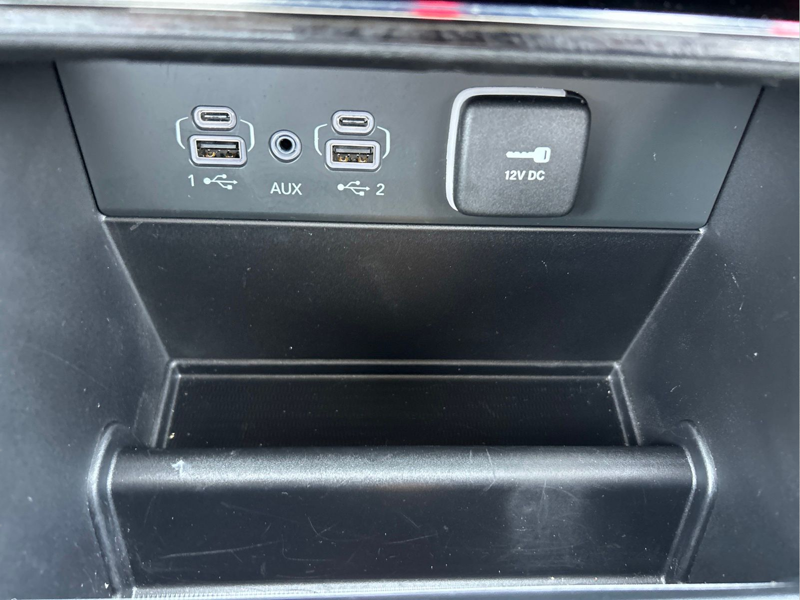Used 2023 Gray Jeep Limited image 32