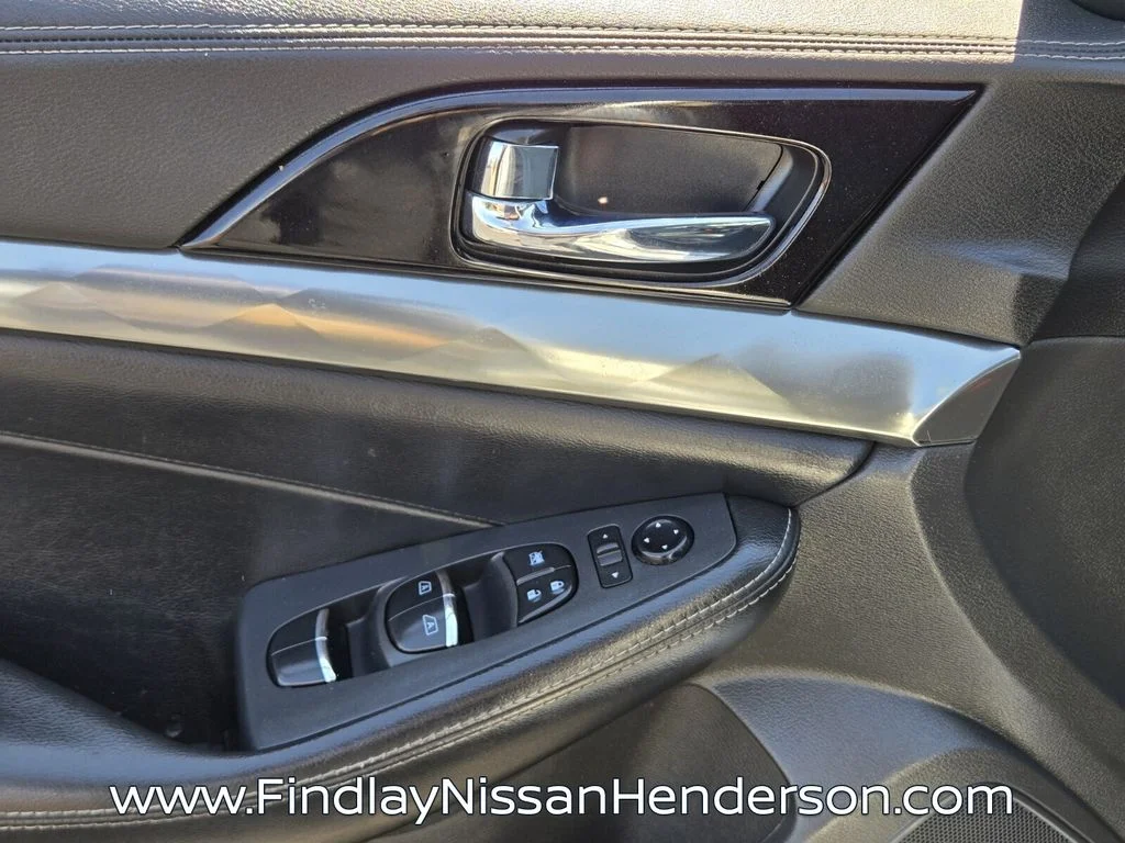 Certified Used 2021 Silver Nissan SV image 18