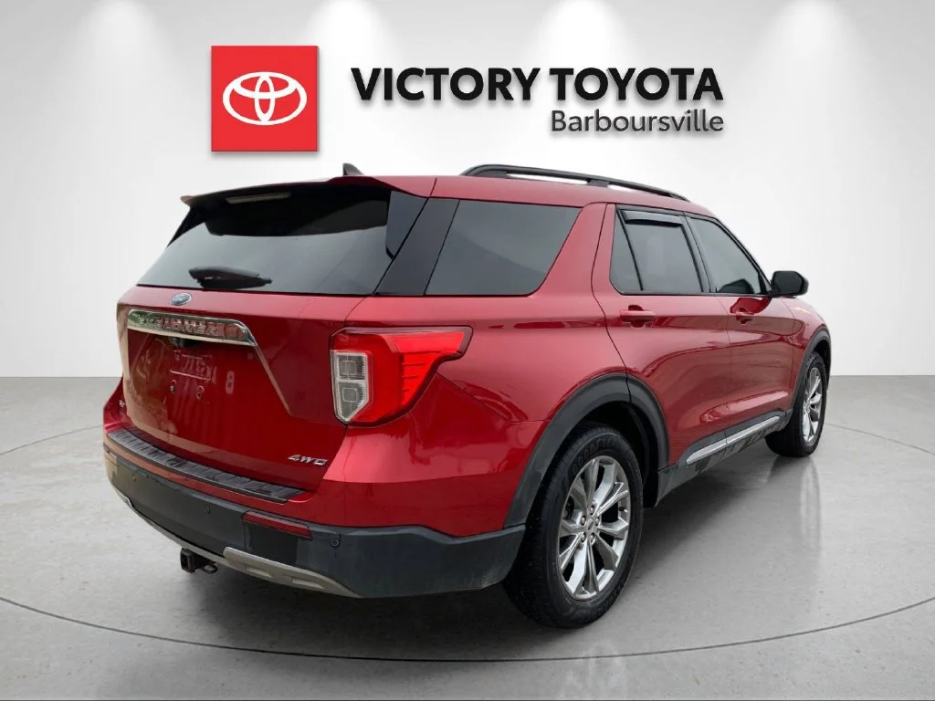 Used 2022 Red Ford XLT image 7