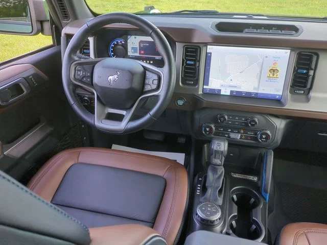 Used 2023 Green Ford Outer Banks image 30