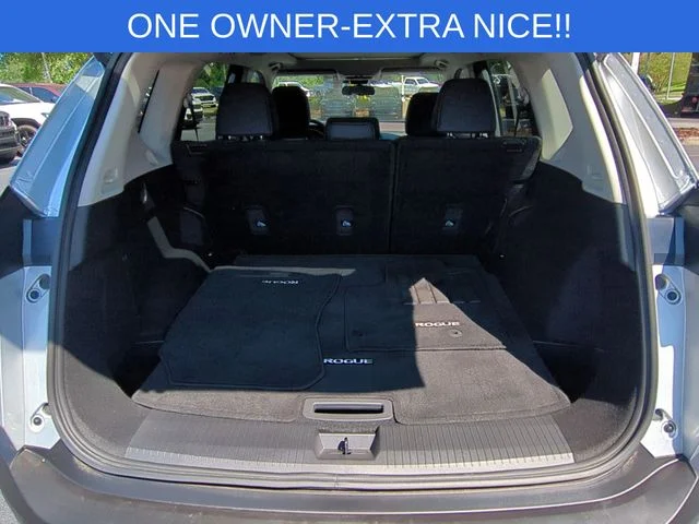 Used 2023 Silver Nissan SV image 33