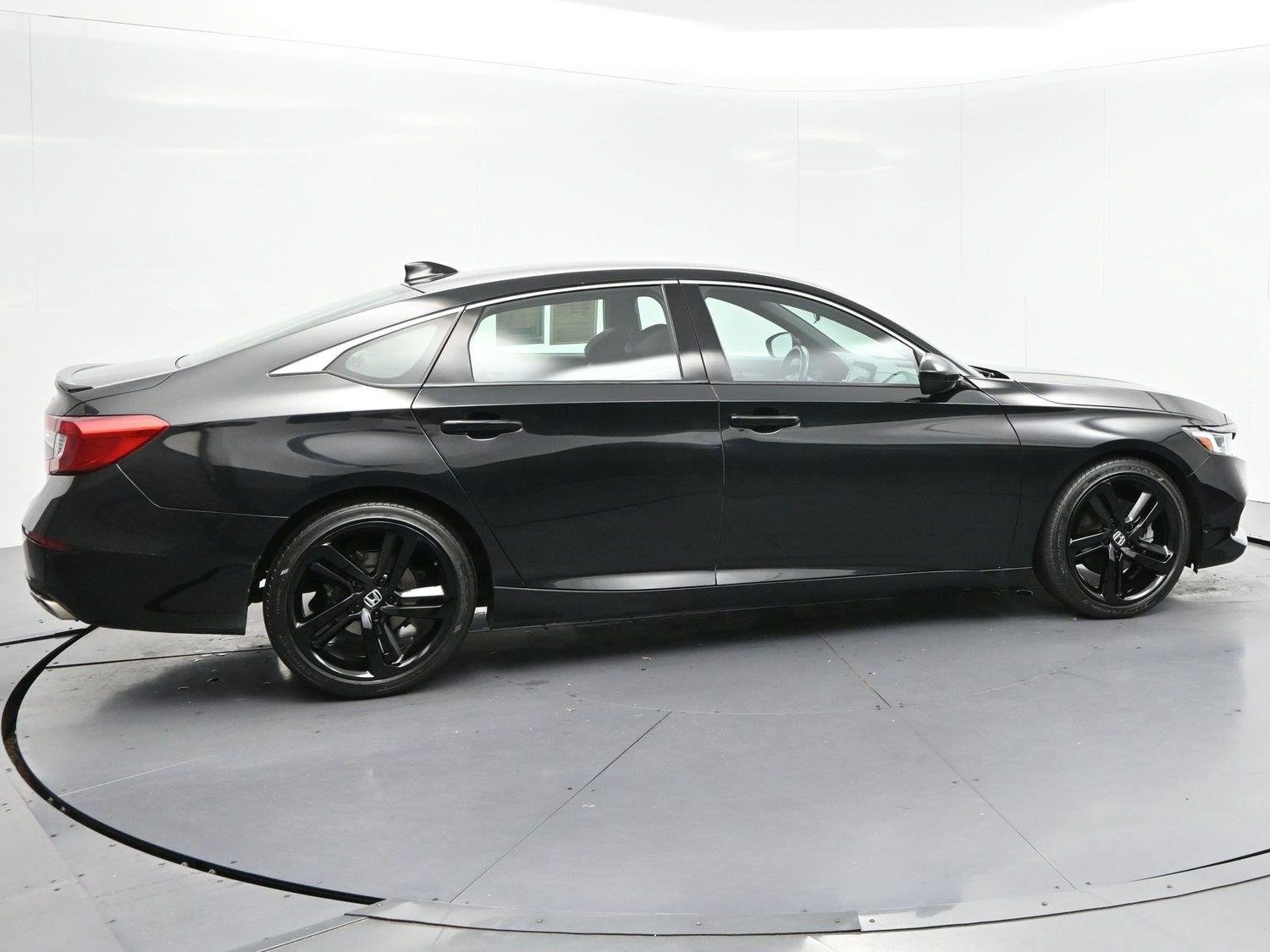 Used 2021 Crystal Black Pearl Honda Sport image 8