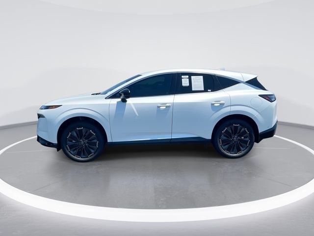 Used 2025 White Nissan Platinum image 5