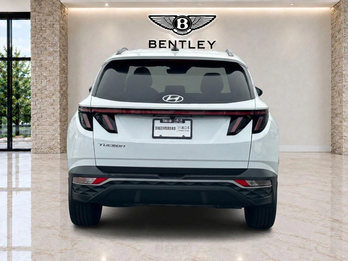 Used 2023 Serenity White Pearl Hyundai SEL image 4