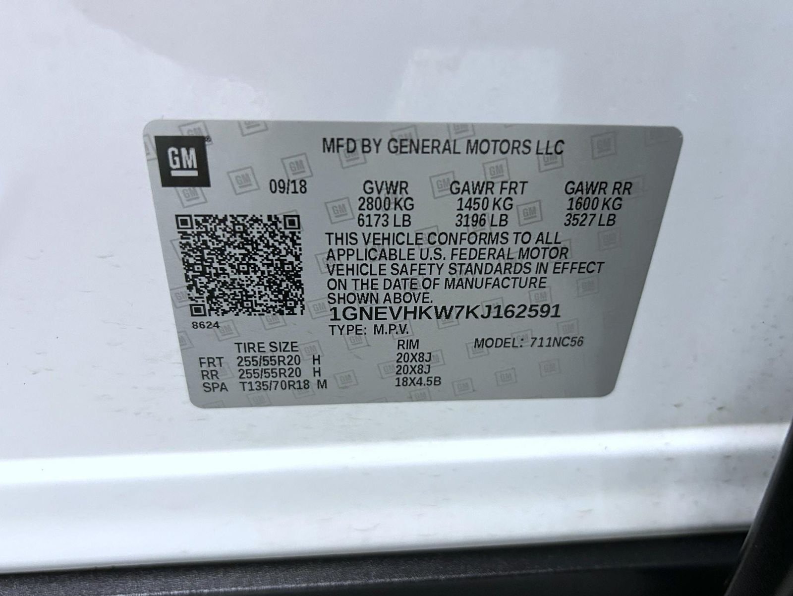 Used 2019 White Chevrolet 3LT image 26