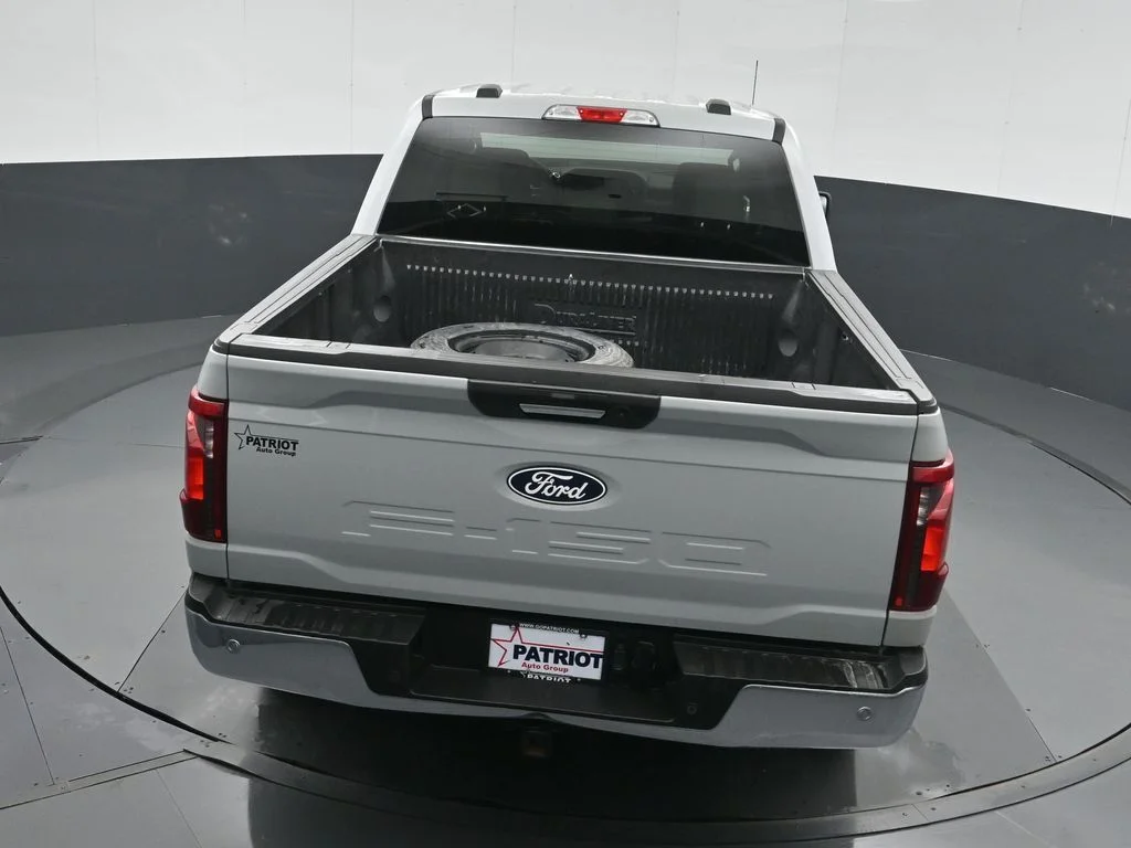 Used 2024 White Ford XLT image 28
