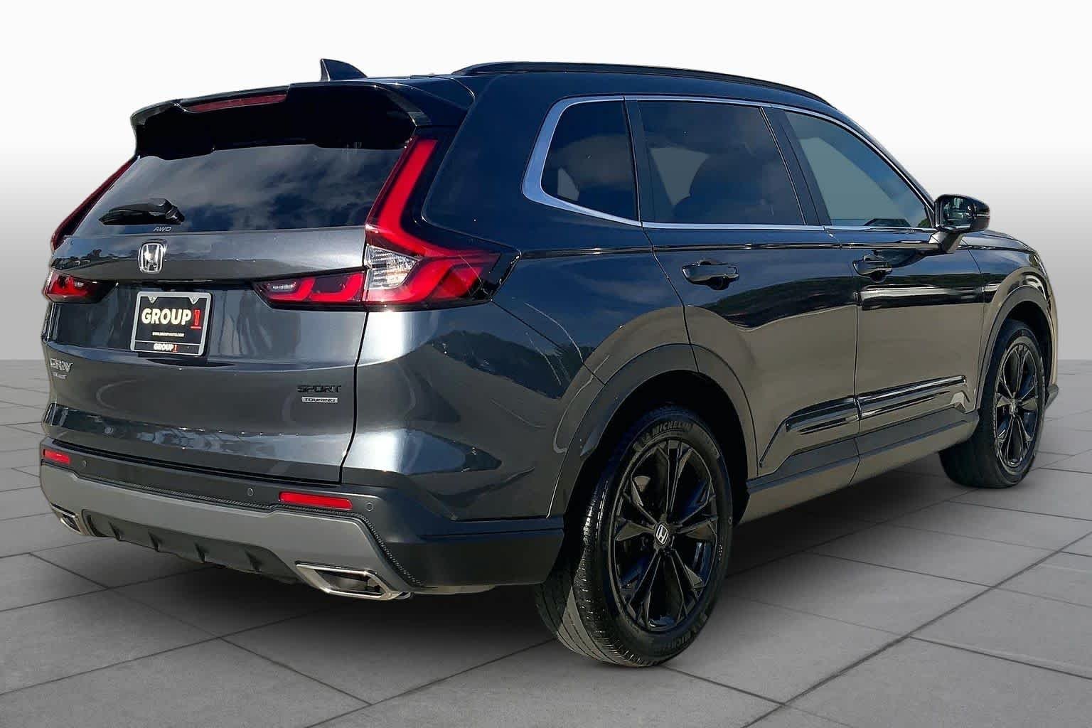 Used 2024 Meteorite Gray Metallic Honda Sport Touring image 13