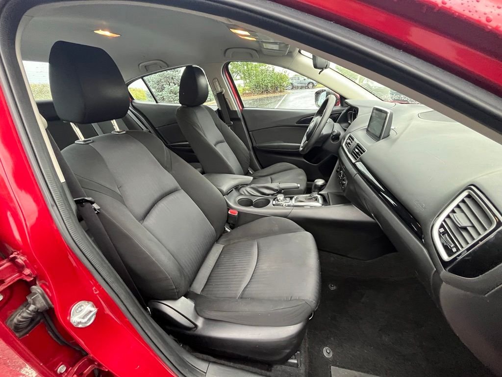 Used 2015 Red Mazda i Sport image 12