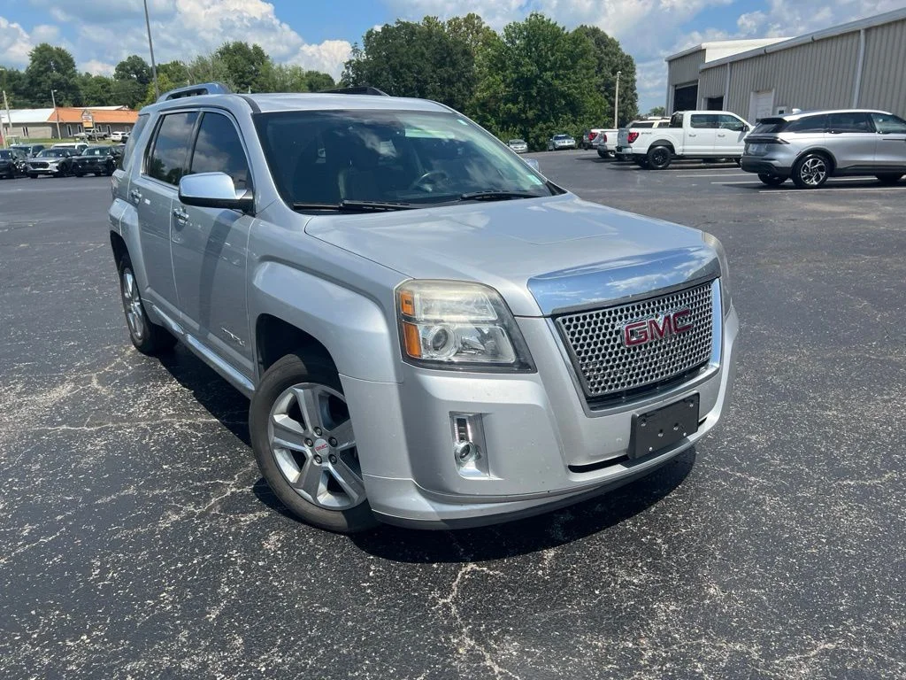 Used 2013 Silver GMC Denali image 1