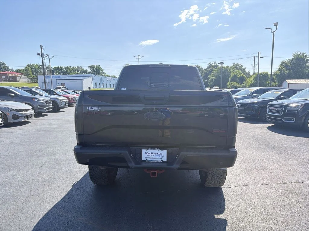 Used 2017 Black Ford XLT image 13
