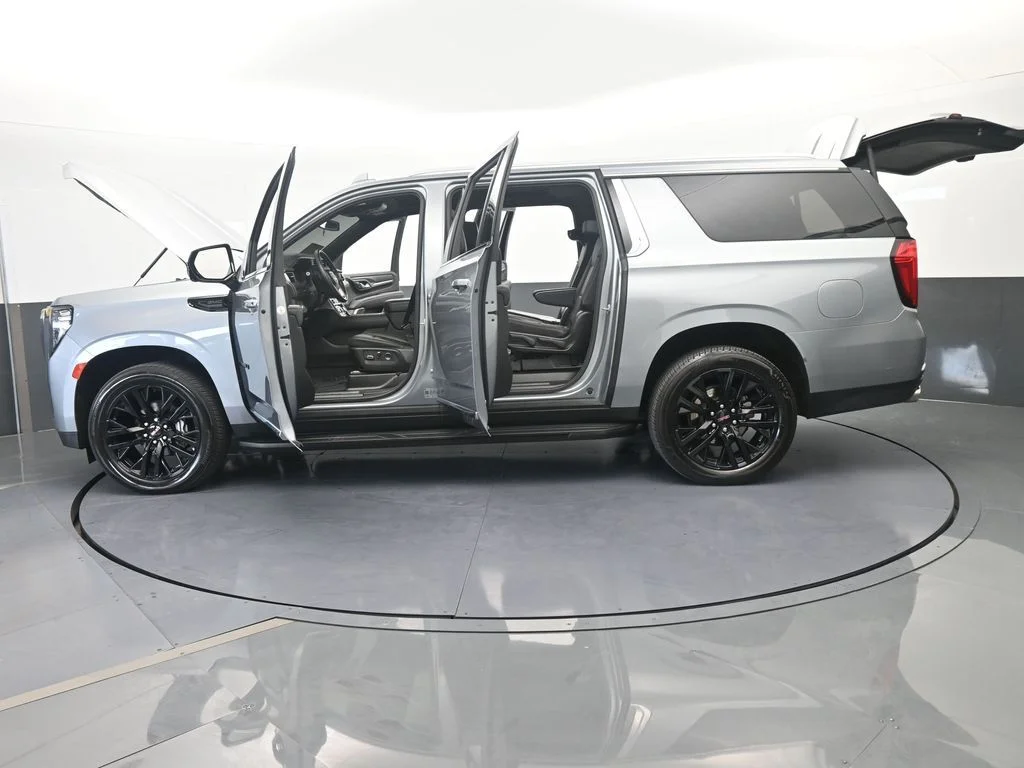 Used 2024 Sterling Metallic GMC Denali image 88