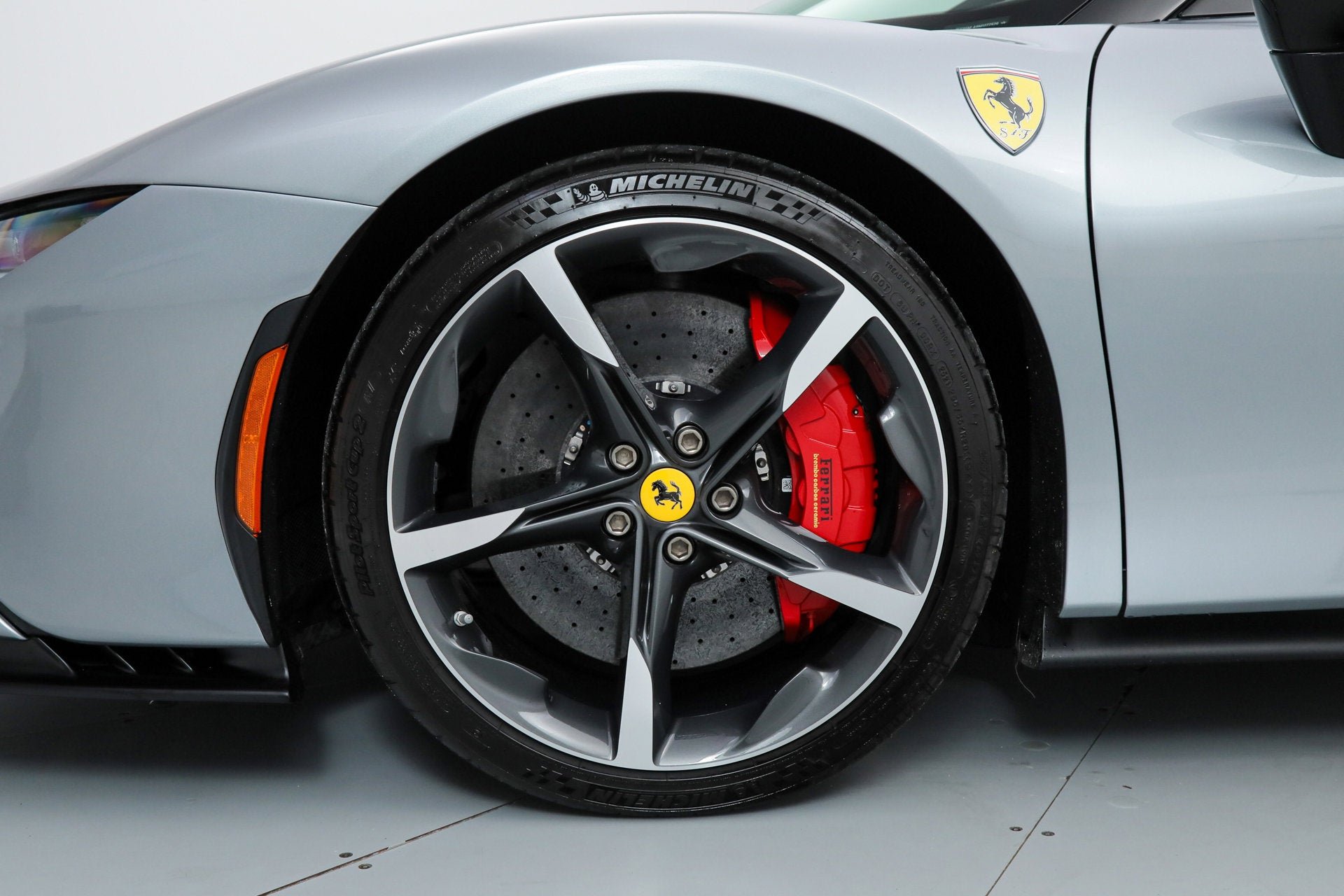 Certified Used 2022 Grigio Titanio Ferrari  image 42