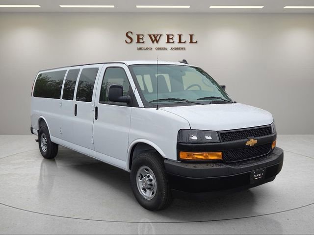 2026 Chevrolet Express Passenger LS - Photo 6