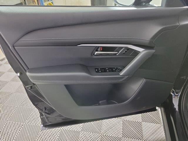 New 2026 Jet Black Mica Mazda 2.5 S Select AWD image 18