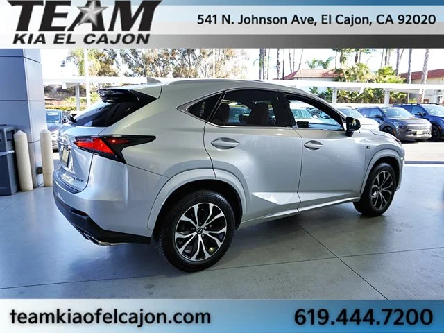 Used 2015 Silver Lexus 200t F Sport image 9
