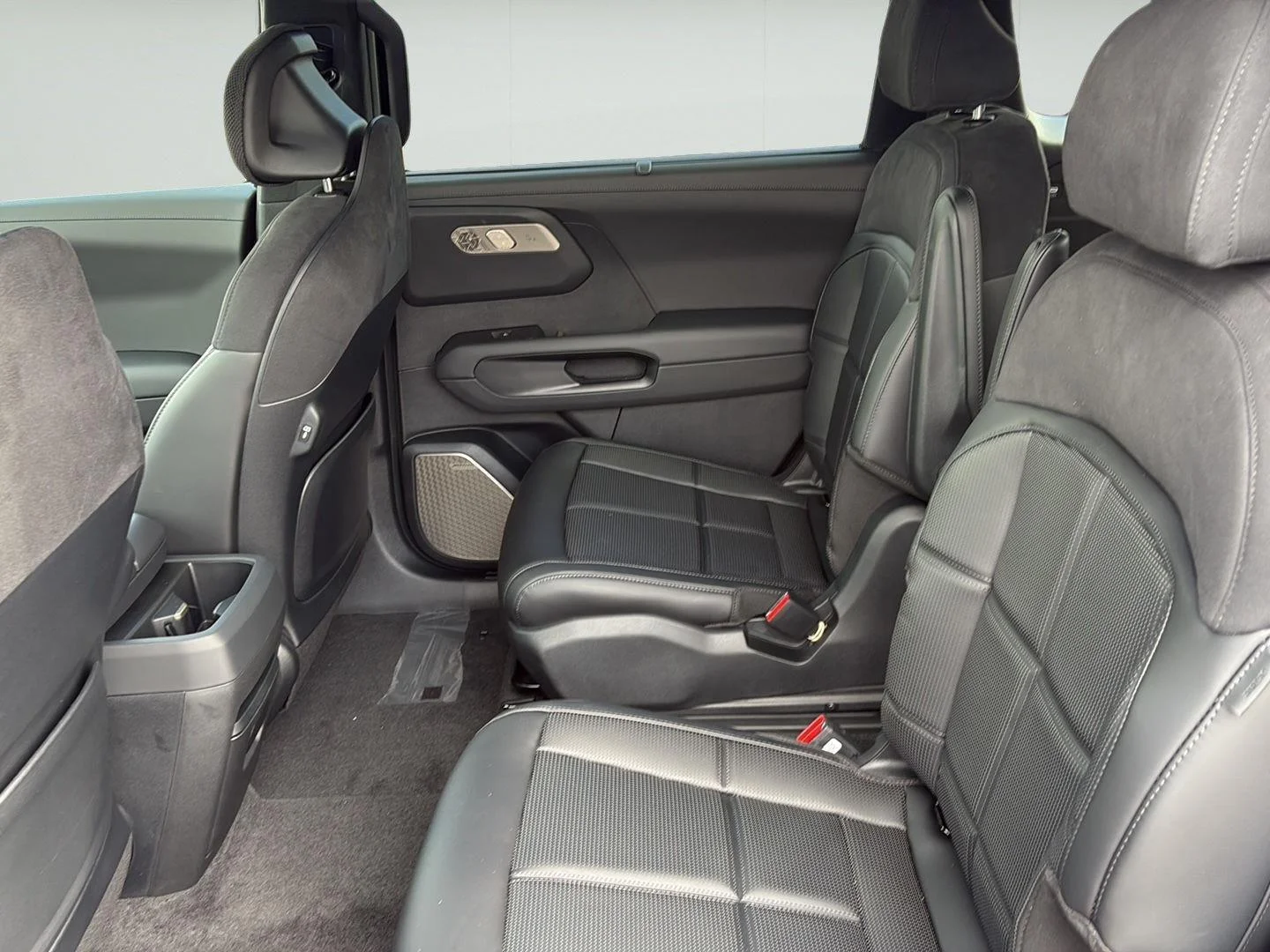 New 2027 Ebony Black Kia SX-Prestige image 11
