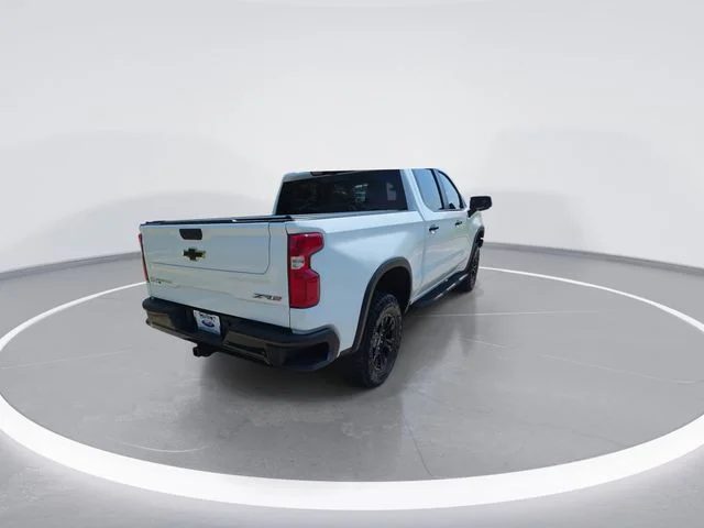Used 2023 White Chevrolet ZR2 image 8