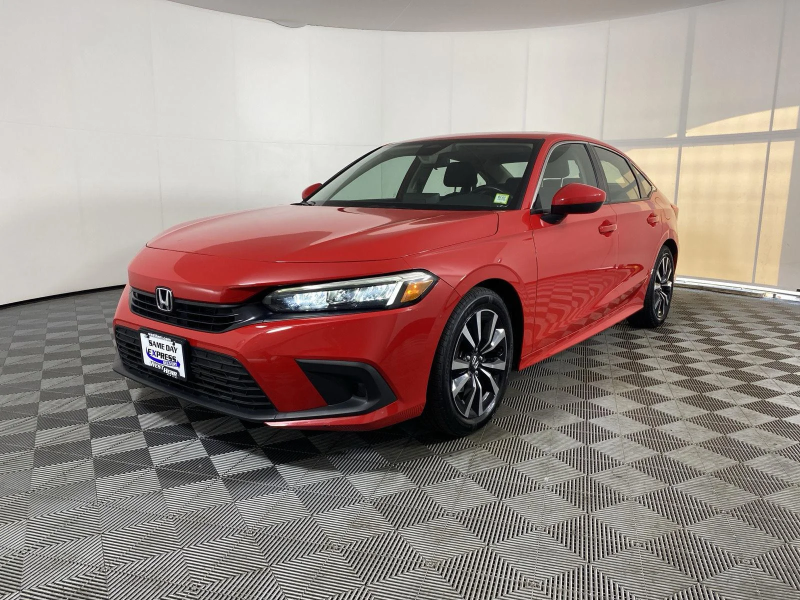 Used 2024 Rallye Red Honda EX image 3