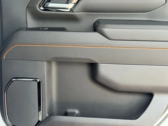 New 2026 White GMC AT4 image 30