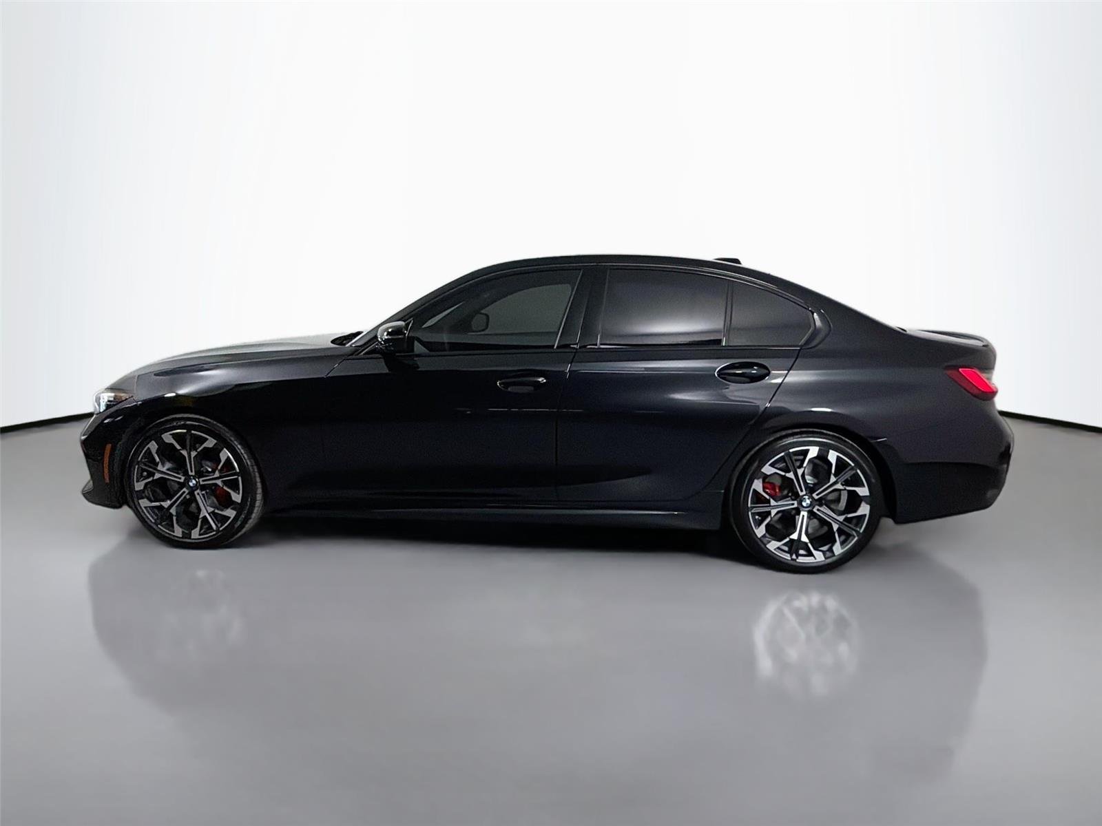 New 2026 Black Sapphire Metallic BMW 330i NA image 9