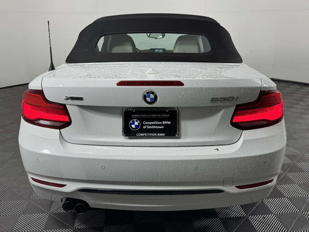 Used 2019 White BMW 230i xDrive image 9