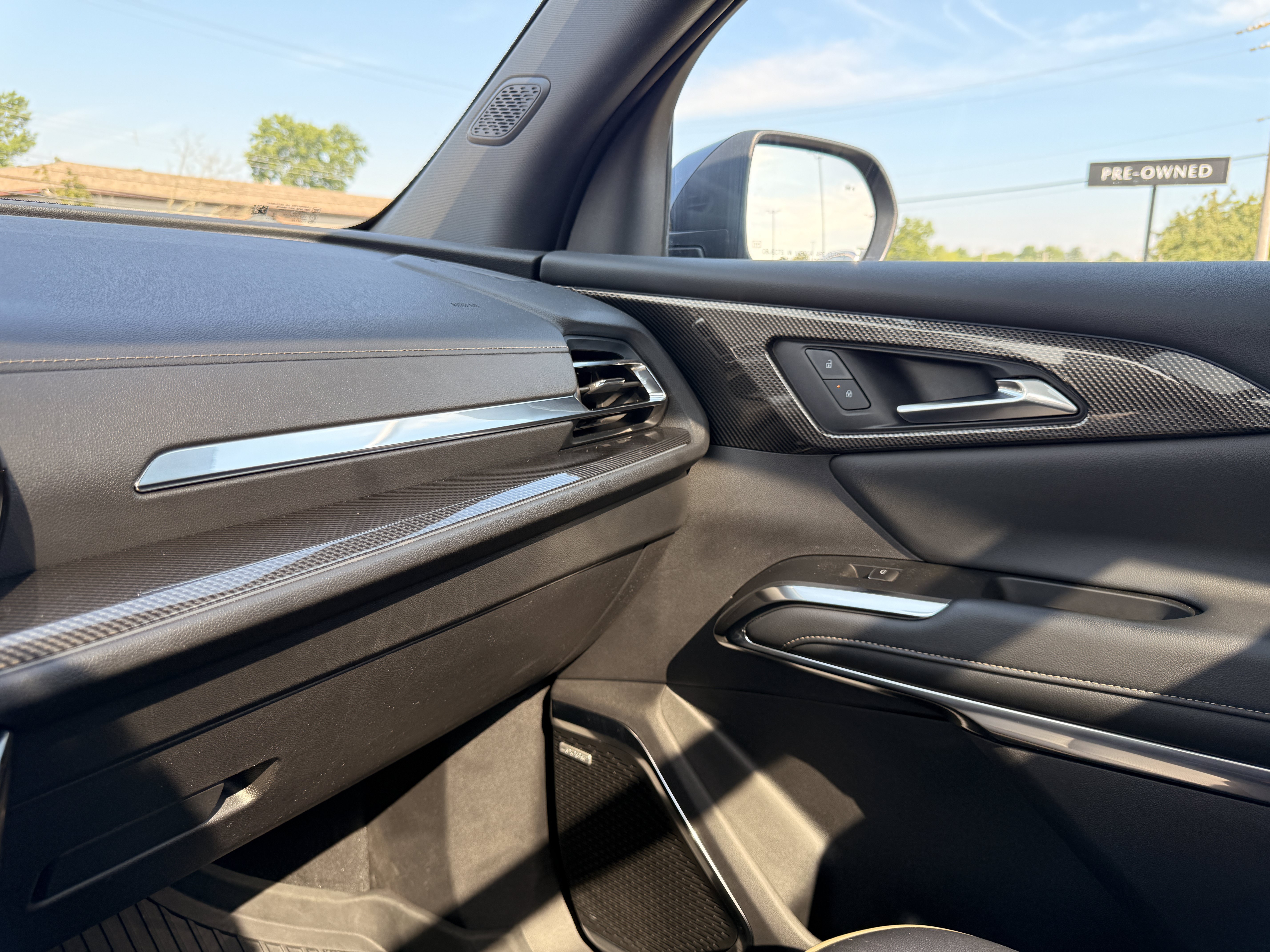 Used 2025 Mosaic Black Metallic Chevrolet AWD High Country image 36