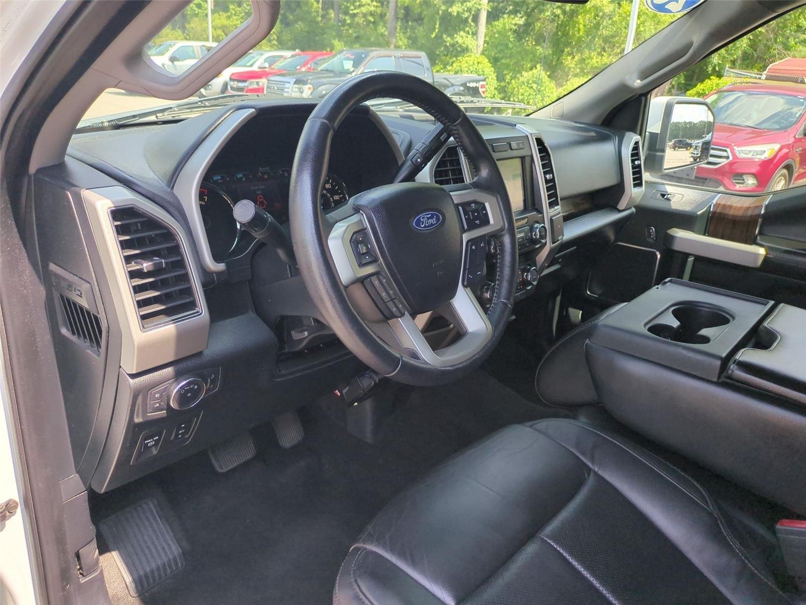 Used 2020 Oxford White Ford LARIAT image 19