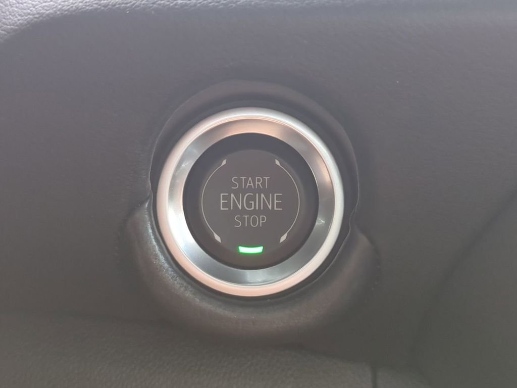 2025 Chevrolet Tahoe Premier - Photo 39