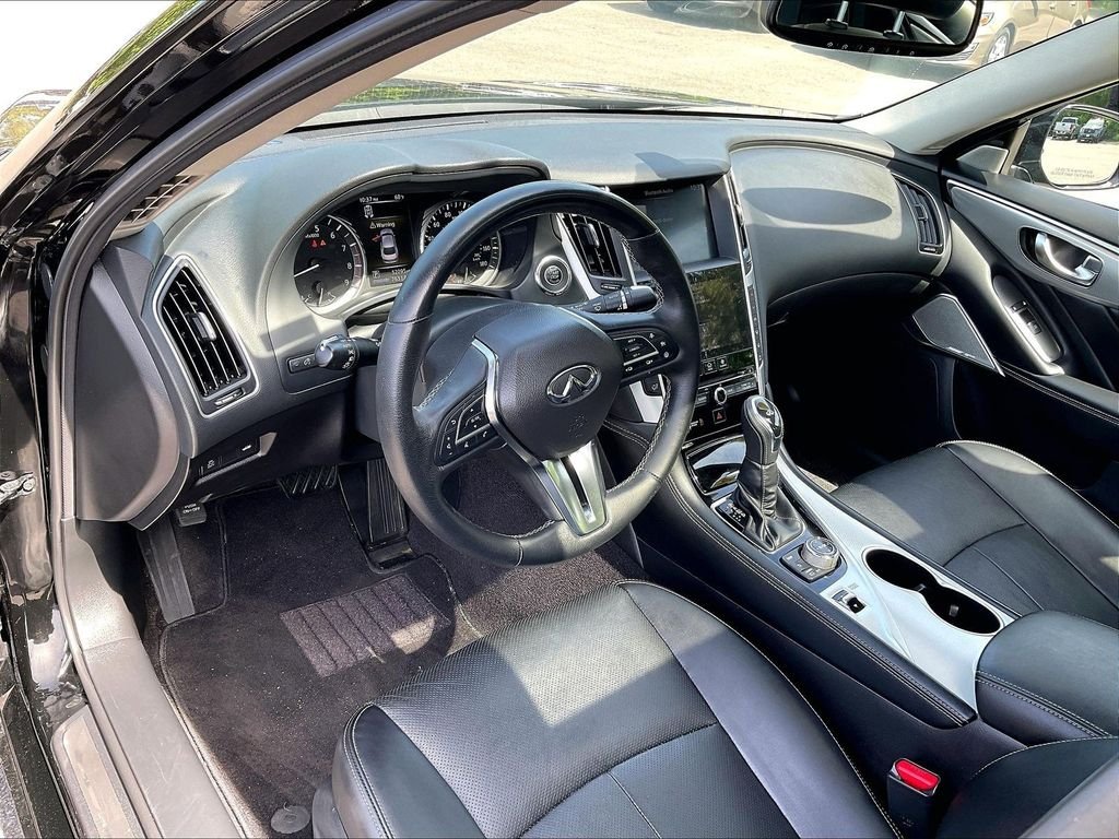 Used 2023 Black INFINITI LUXE image 8